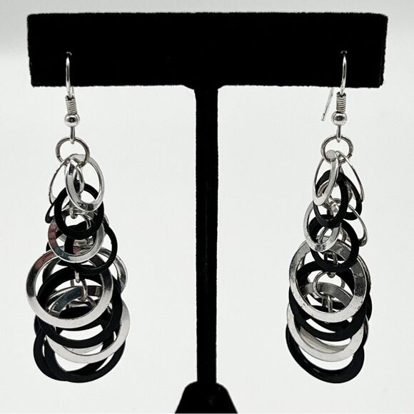 Black & Silver Tone Retro Multi Graduated Hoop Hook Dangle Pierced Earrings - Picture 1 of 3